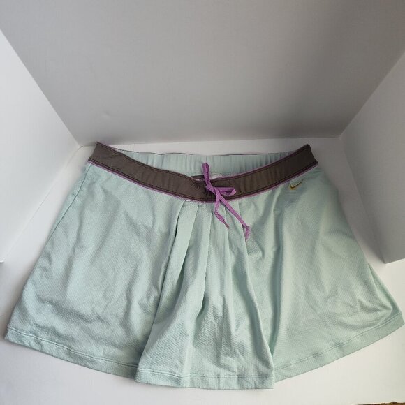 Ladies SZ XL Nike Dri-Fit Mint Green Golf Skort - Picture 1 of 4